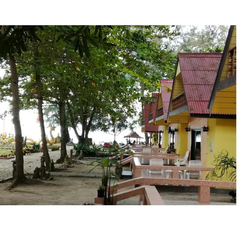 Andaman Beach Resort Koh Jum Exteriér fotografie