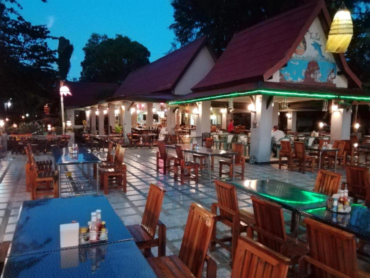 Andaman Beach Resort Koh Jum Exteriér fotografie