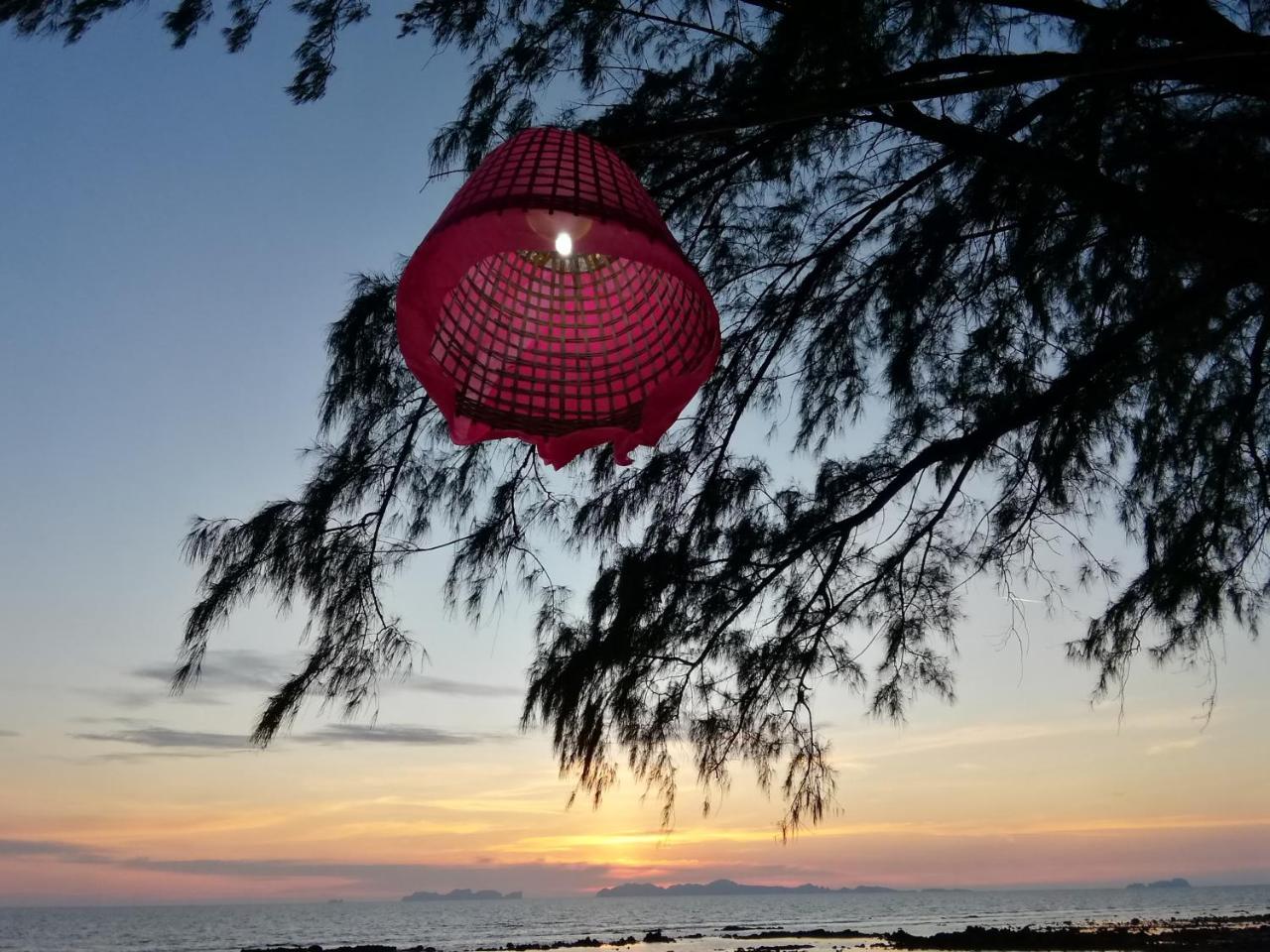 Andaman Beach Resort Koh Jum Exteriér fotografie