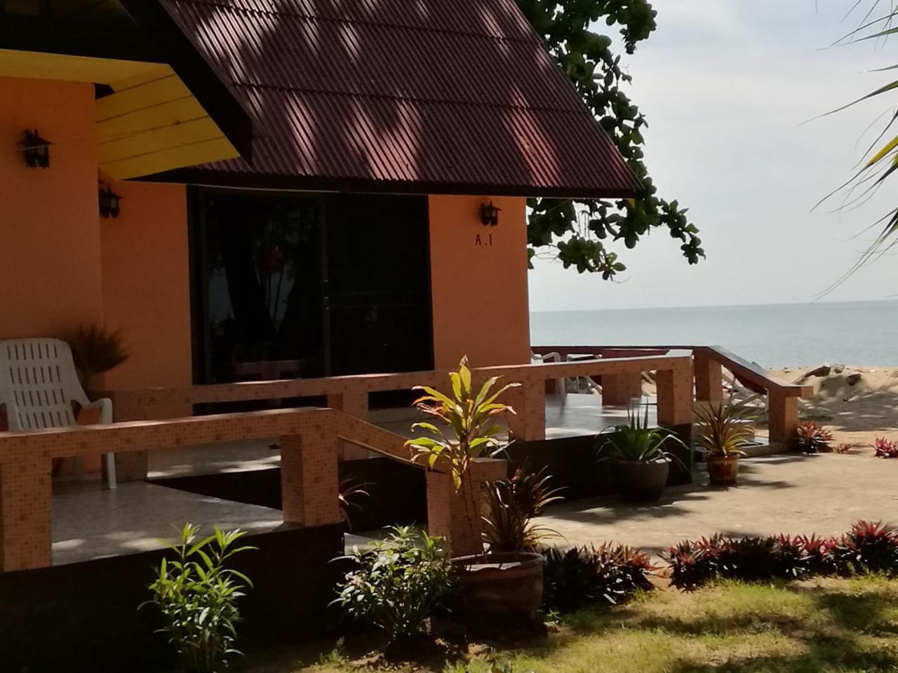 Andaman Beach Resort Koh Jum Exteriér fotografie